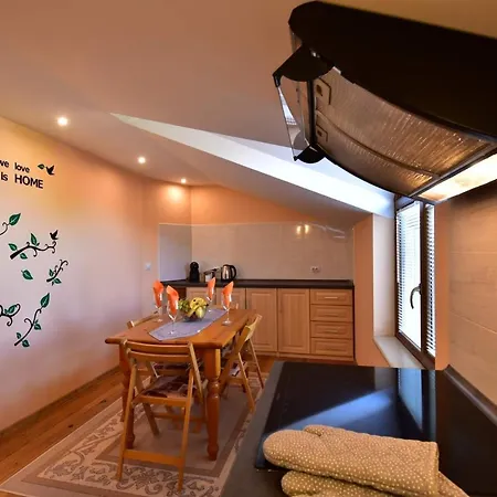 Lejlighed Yunchov Guest House *
