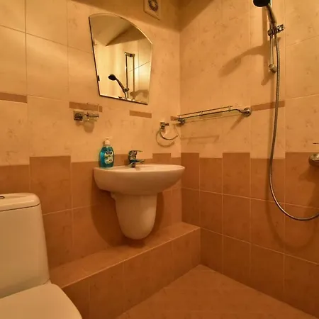 Lejlighed Yunchov Guest House *